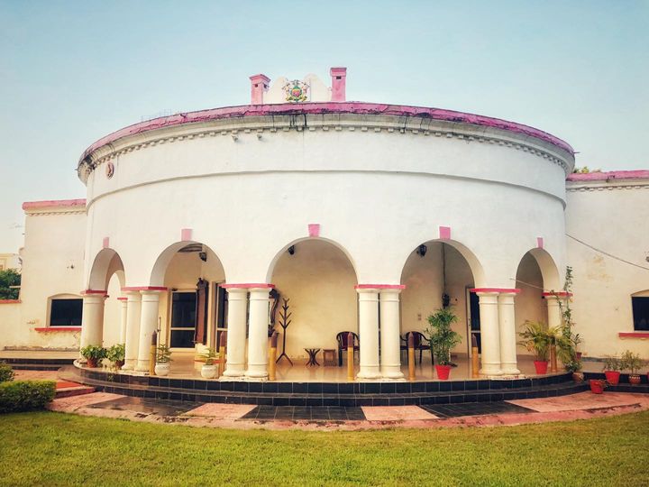 The house of Mrs  Chambers