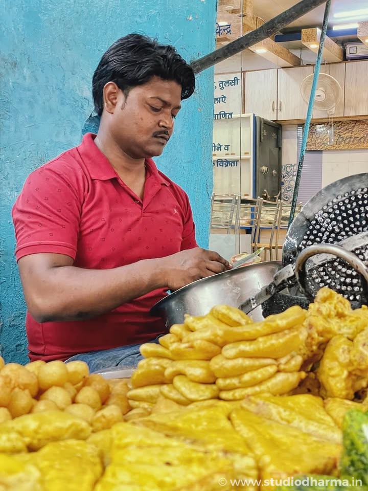 Pakauri India’s Only Tomato Pakori – Only in Meerut! ???? 40 Years of Crisp ...